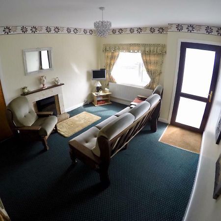 Cosy Keel Cottage Exterior foto
